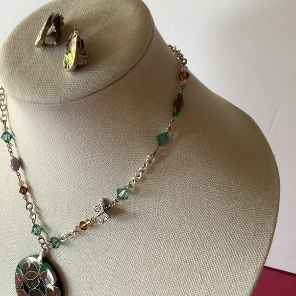 Vintage Y2K Butterfly Clip On Earrings& Handmade Gorgeous Necklace - Picture 9 of 15